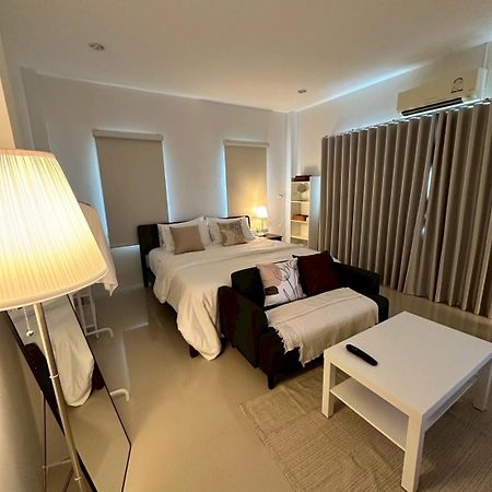 White Haven - Homestay For Ladies, Couple, Family Chanthaburi Bagian luar foto